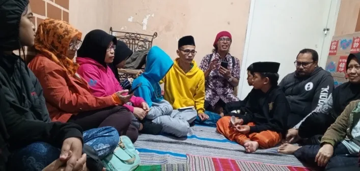 Pemamaparan rencana kegiatan oleh tim pendamping. (Foto: Swara Pertiwi)