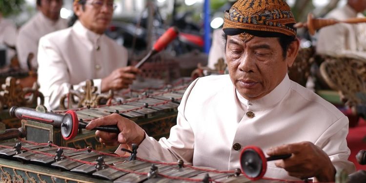 Alat musik tradisional Gamelan yang tetap dilestarikan hingga sekarang ini. Foto/Pixabay