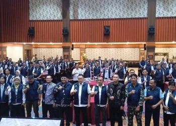 Pj Wali Kota Malang, Iwan Kurniawan dalam sosialisasi Kesiapan Pemda dalam Mensukseskan Pilkada Serentak 2024. (Foto/M Sholeh)