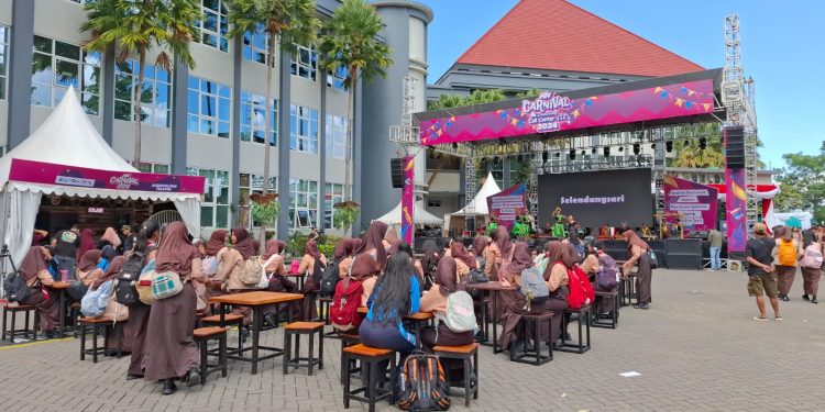 Kemeriahan ATV Carnival 2024 di Balai Kota Among Tani Kota Batu. Foto: Azmy