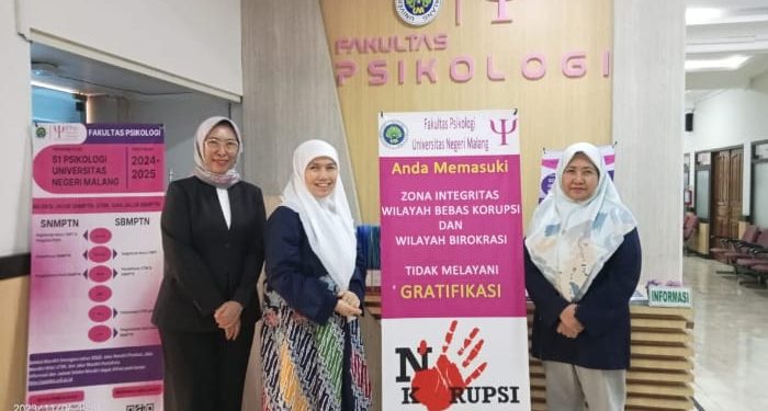 Luar Biasa!, Fakultas Psikologi UM tempati posisi 5 besar Jurusan Psikologi terbaik di Indonesia versi EduRank 2024. /Foto: dok. Fakultas Psikologi UM