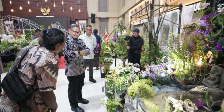 Batu Shining Orchid Week 2024