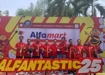 Karyawan Alfamart