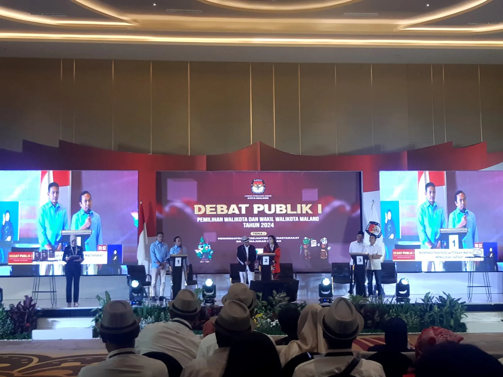 Debat publik 1