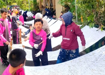 seragam sekolah