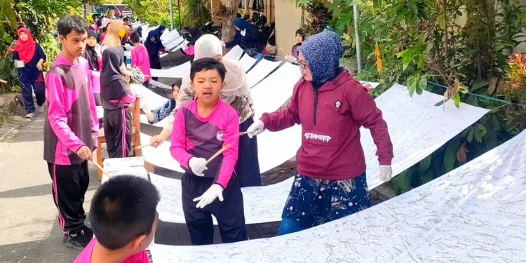 seragam sekolah