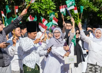 Kemeriahan peringatan hari santri nasional (HSN) 2024 di Unisma. Foto: Unisma
