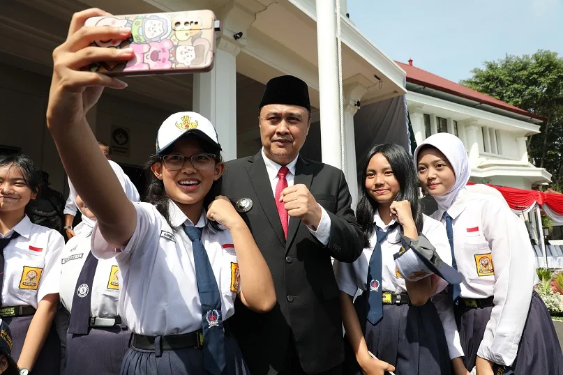 Pj Wali Kota Malang, Iwan Kurniawan, mengajak pemuda Kota Malang membangun bangsa. (Foto/dok. Prokopim Setda Kota Malang)