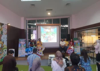 Executive Producer Baby Zu, Adithya bersama tim memaparkan serial animasi Baby Zu. (Foto/M Sholeh)