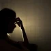 Menghadapi trauma dengan cara mengelola emosi dan melanjutkan hidup dengan lebih kuat. Foto: Pinterest