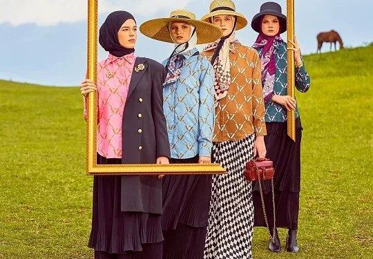 Brand fashion asli Indonesia yang tetap kekinian dan kece. Foto/Instagram @vivizubedi