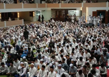 Acara puncak Harlah UIN Malang ke-63 ditutup dengan acara sholawat yang berlangsung meriah./Foto: Dok. UIN Malang
