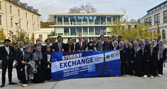 Mahasiswa peserta Student Exchange UIN Malang mendapat wawasan global di Sciences Po Paris. /Foto: Dok. UIN Malang.