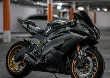 Penggunaan motor sport yang semakin populer./Foto: pinterest.Omar Omar.