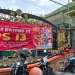 Sejumlah warga Desa Gondanglegi Wetan sempat ditolak di TPS 13 lantaran tak membawa KTP. Foto: Aisyah Nawangsari Putri