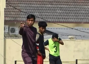 Arif Suyono, mantan punggawa Arema hingga Timnas asli Kota Batu jatuhkan dukungan ke Nurochman - Heli Suyanto. Foto: Instagram Arif Suyono