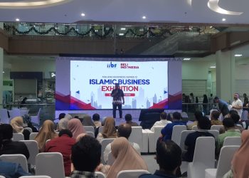 Ketua IIBF DPD Kota Malang, Odea Putranto memberikan sambutan dalam pembukaan Islamic Business Exhibition 2024. (Foto/M Sholeh)