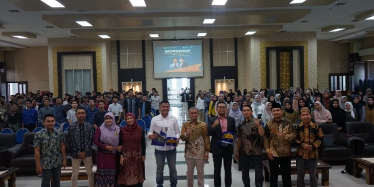 FE UIN Malang gelar kegiatan workshop guna membantu mahasiswa menyiapkan diri menghadapi dunia kerja dan dunia industri./Foto: Dok.FE UIN Malang.