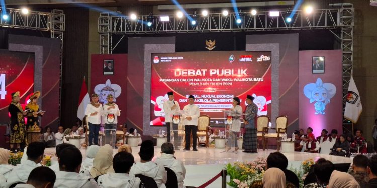 Debat Pilkada Kota Batu 2024. Foto/Azmy