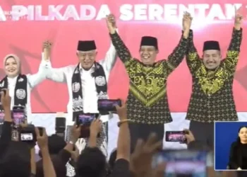 Fakta Menarik Debat Publik Ketiga Pilkada Malang 2024 diwarnai adu outfit hingga pantun./Foto: Tangkapan layar kanal YouTube KPU Kabupaten Malang.