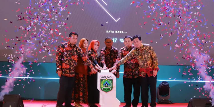 Peluncuran Integrasi Pelayanan Kesehatan Primer (ILP) Dinkes Kota Batu di puncak HKN ke-60. Foto: Prokopim KWB