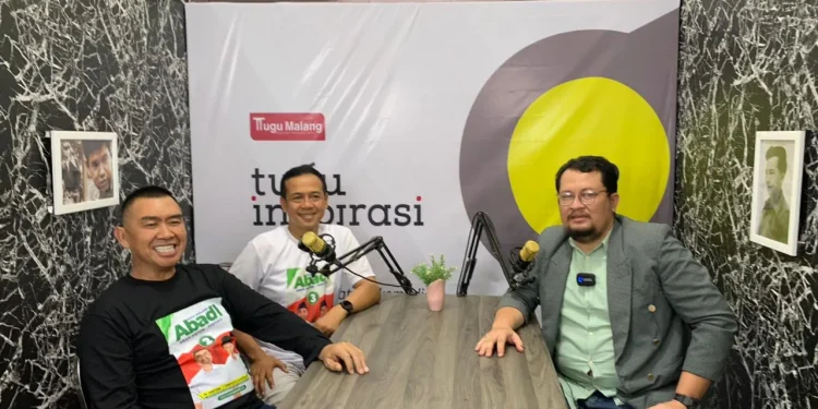 Calon Wali Kota dan Wakil Wali Kota Malang Moch Anton dan Dimyati Ayatulloh saat mengisi podcast Tugu Inspirasi. (Foto/M Sholeh)