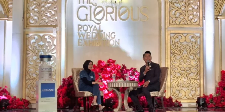 Sesi talkshow kecantikan bersama Dr. Widia Arsanti di The Glorius Royal Wedding Exhibition 2024 . Foto: Azmy