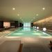 Kolam renang indoor