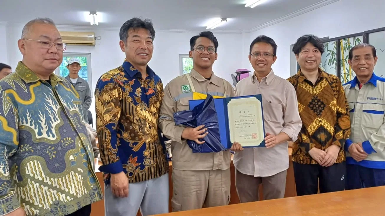 Penyerahan sertifikasi
