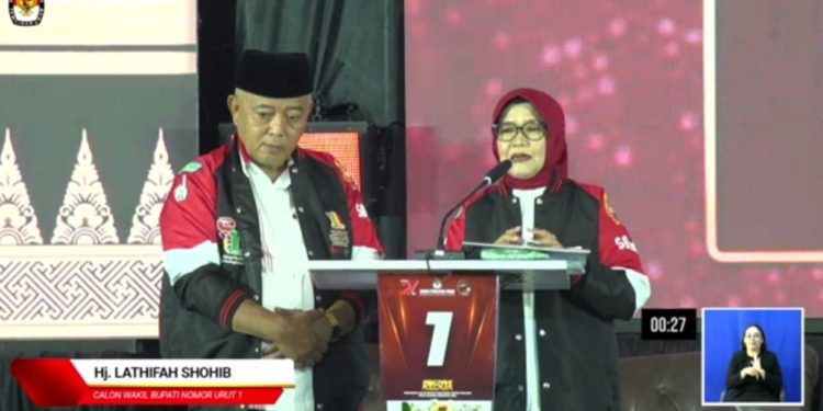 cek fakta