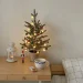 Dekorasi natal minimalis di kamar kos untuk memeriahkan suasana natal di perantauan. Foto/Pinterest