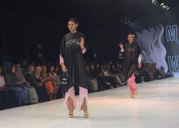 Penampilan talent dalan Malang Fashion Week 2024. (Foto/dok.)