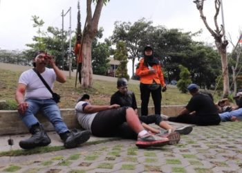 Simulasi penanganan bencana di Kota Batu yang telah dinyatakan status siaga darurar bencana hidrometeorologi. Foto: Prokopim KWB
