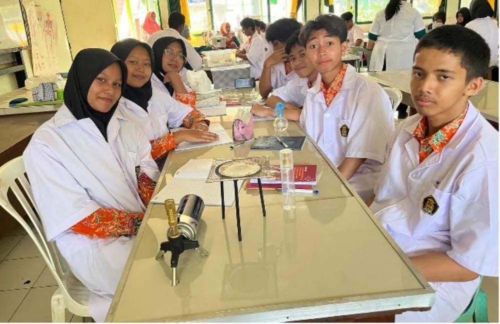 Para siswa SMAN 7 Malang