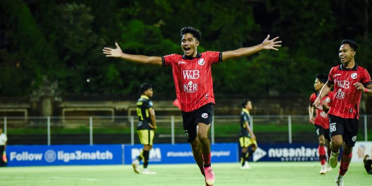 NZR Sumbersari taklukkan PSM Madiun dengan skor tipis 1-0 pada lanjutan Grup B PNM Liga Nusantara 2024/2025, Jumat (27/12/2024). /Foto: Media Officer NZR Sumbersari.