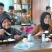 Siswa SDN Penarukan Kepanjen menikmati uji coba Makan Bergizi Gratis. Foto: Pemkab Malang