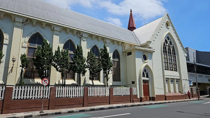 Gereja Immanuel Malang./Foto: Google Review/Yudi Stira.