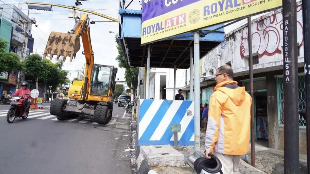 Pos Polisi di Kota Batu dibongkar