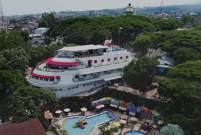 Kapal Garden