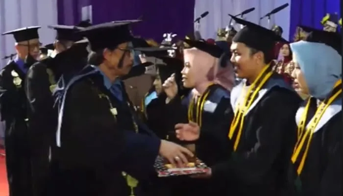 Prosesi wisuda