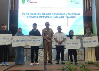 Santunan anggota KPPS Kabupaten Malang yang meninggal.
