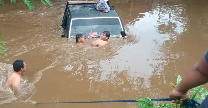 Masuk sungai
