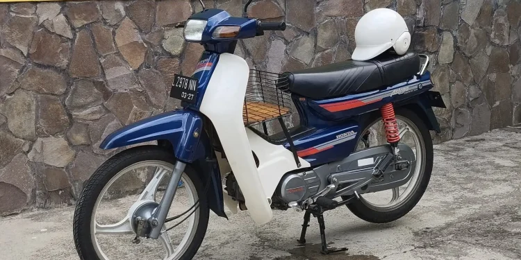Honda Astrea Grand