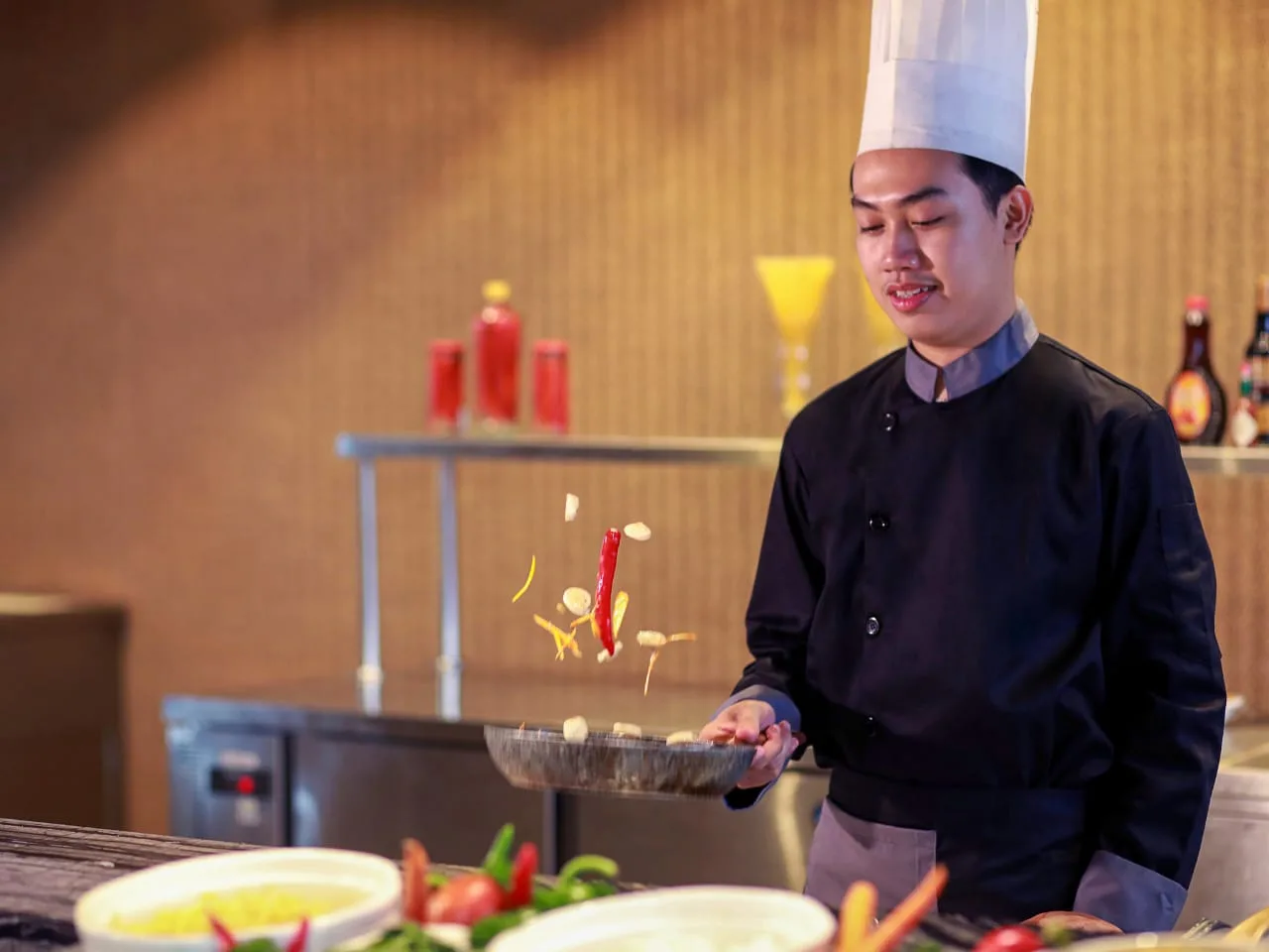  Trimurti Restaurant tawarkan hidangan lokal dan internasional./Foto: Dok. Grand Mercure Malang Mirama.