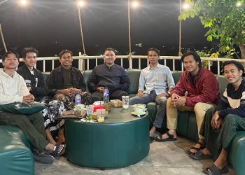 Pengurus dan anggota Ikatan Mahasiswa Raas (IMR). Foto/dok IMR