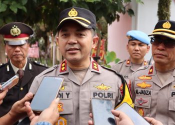 Kapolres Batu AKBP Andi Yudha Pranata mengimbau wisatawan waspada modus penipuan sewa villa fiktif. Foto: Azmy