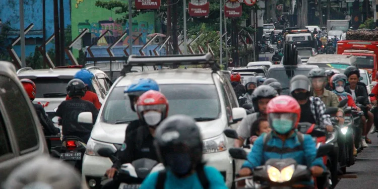 Ilustrasi kepadatan kendaraan di Jalan Gatot Subroto, Kota Malang. (Foto/Rubianto)