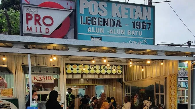 Pos Ketan Legenda 1967./Foto: Google Review Pos Ketan Legenda 1967.