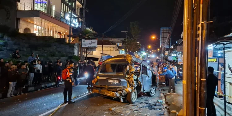 Ilustrasi kontur jalanan menurun di Jalan Imam Bonjol Kota Batu, lokasi peristiwa laka rem blong bus pariwisata asal Bali. Foto: Azmy