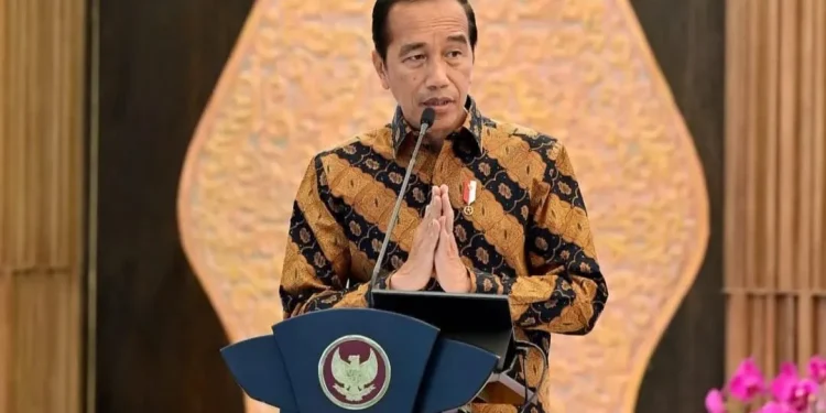 Mantan Presiden ke-7 Republik Indonesia, Joko Widodo (Jokowi) masuk dalam daftar tokoh terkorup 2024 versi OCCRP. /Foto: Tangkapan layar Instagram @jokowi.